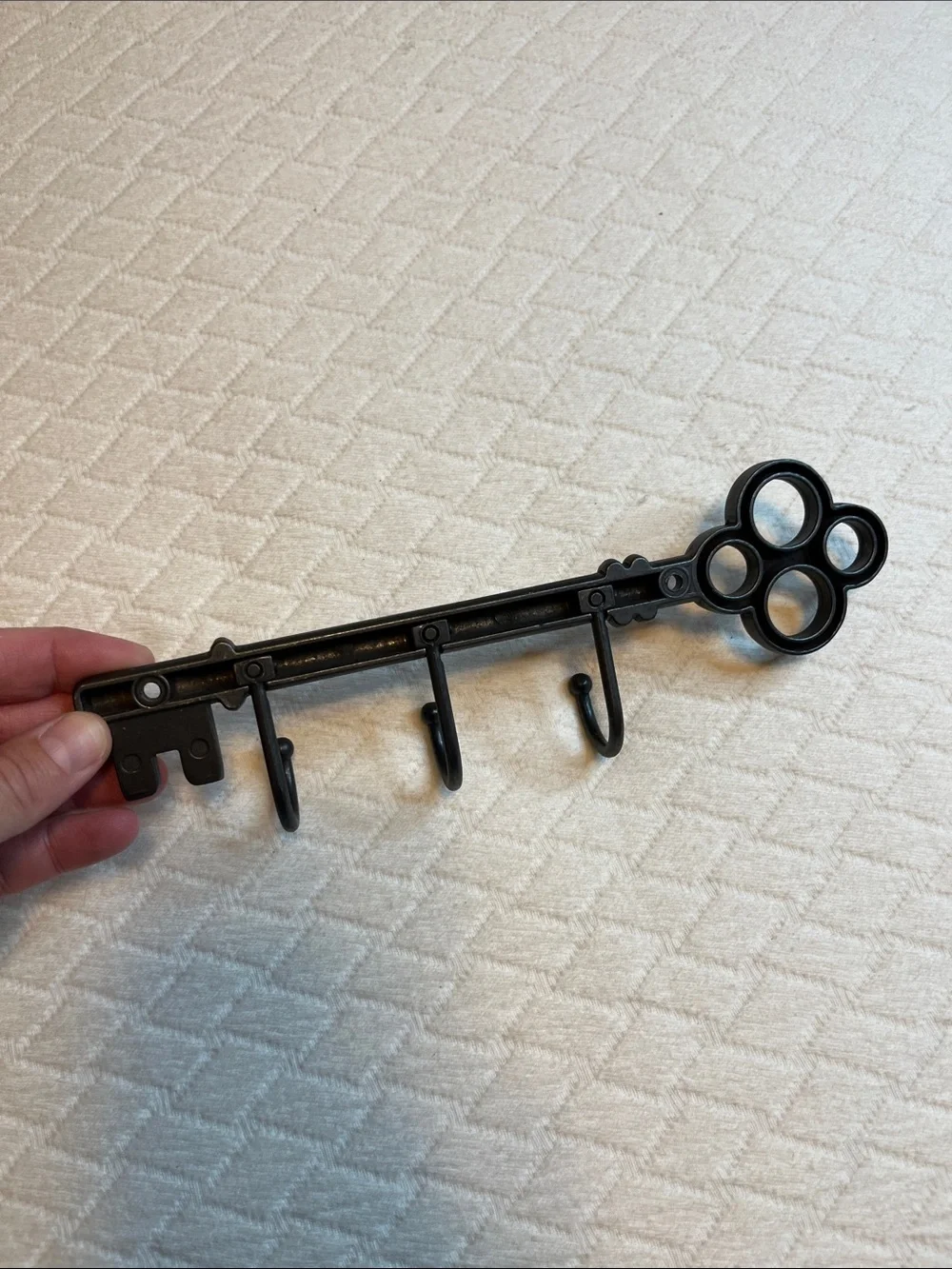 Antique key shaped metal Key Hook Rack - 3 Hook Wall Organizer